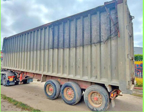 trailers block brick